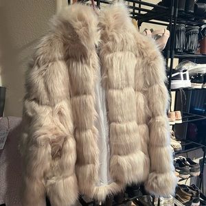 Venus faux fur coat